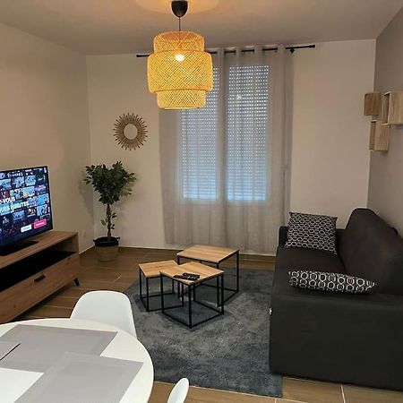Le 102 De La Gare: Appartement Neuf Et Climatise Шалон-ан-Шампань Экстерьер фото